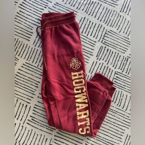 Women’s Harry Potter Hogwarts Maroon Sweatpants